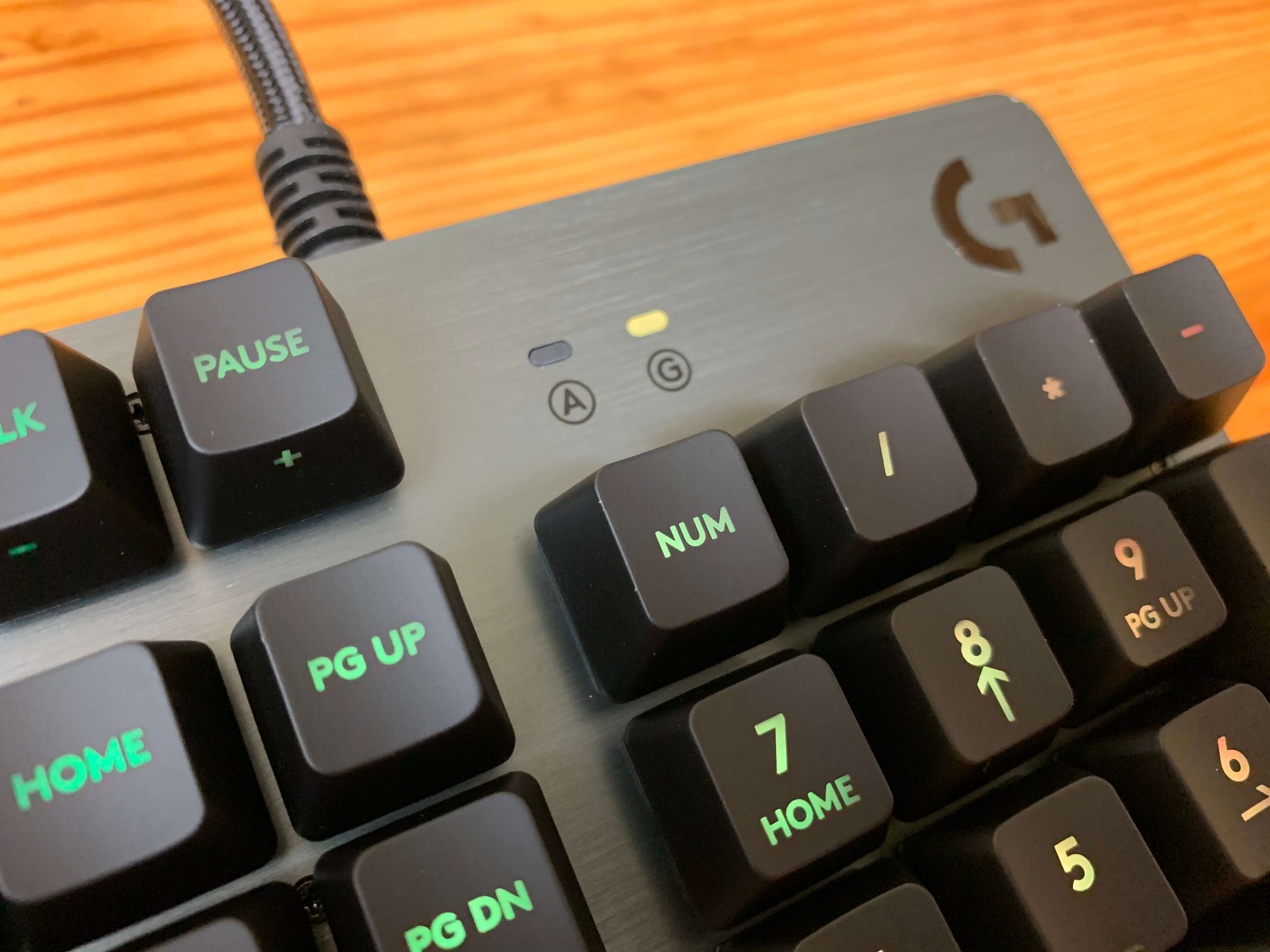 Как поменять подсветку на клавиатуре logitech g512